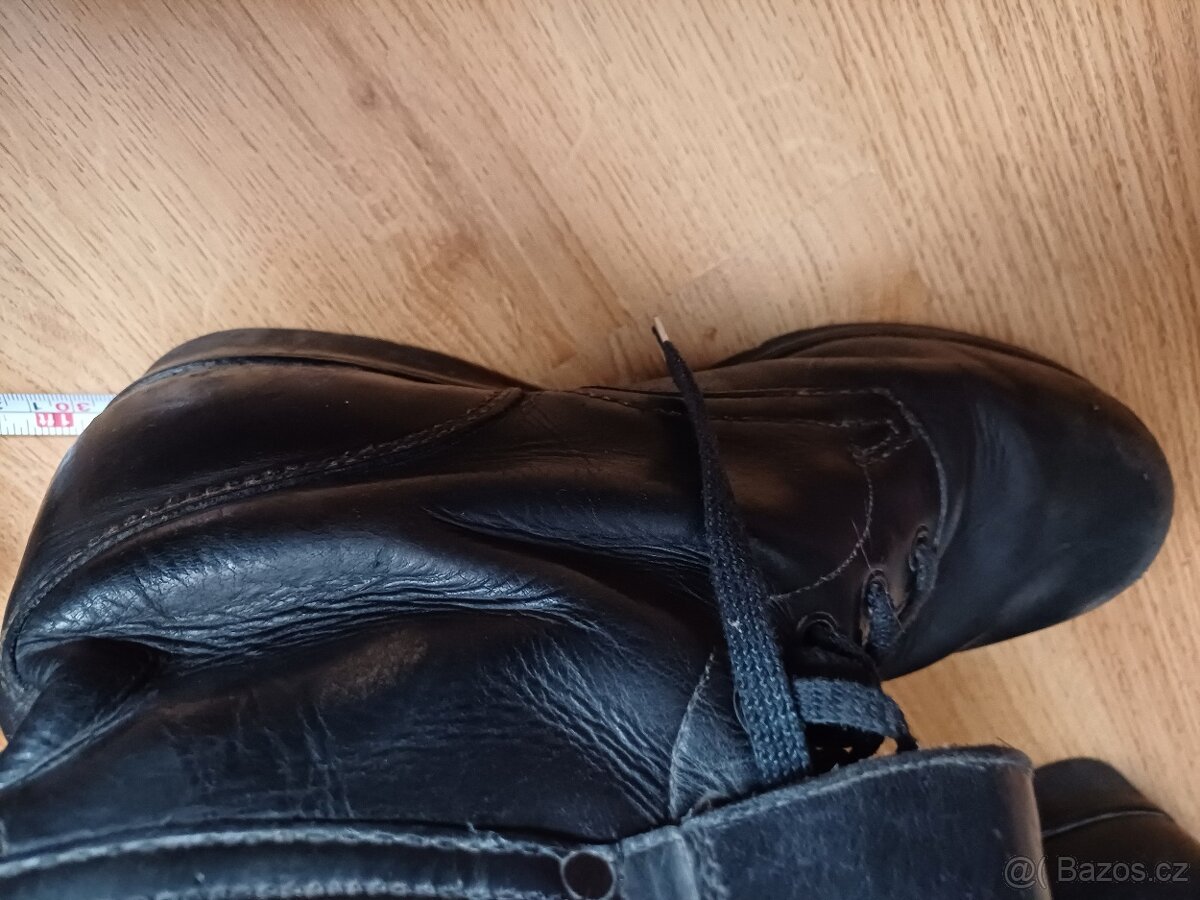 VB, SNB, boty, kanady - 10