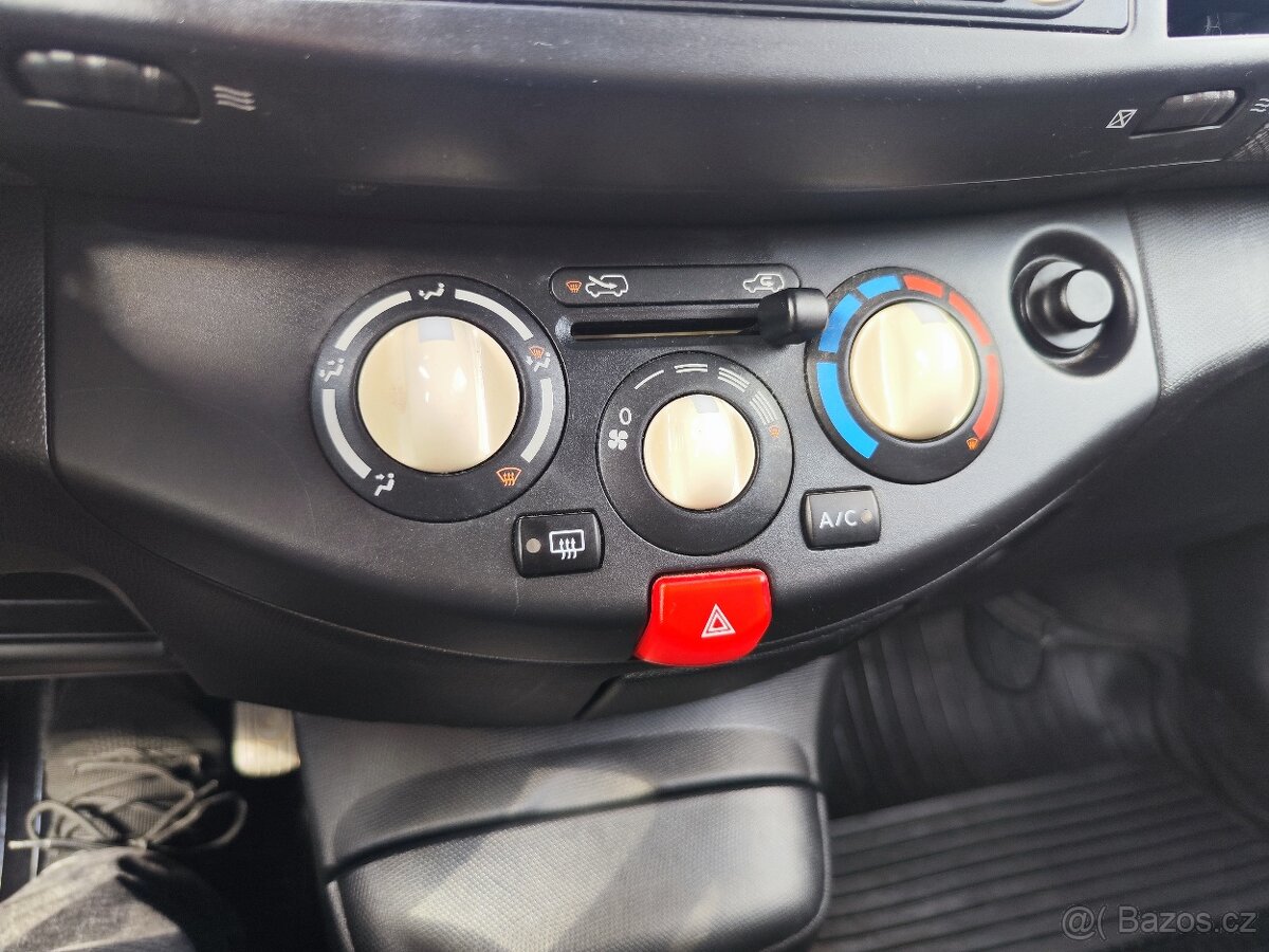 Nissan Micra 1.0i/48kW 1.maj ČR - 10