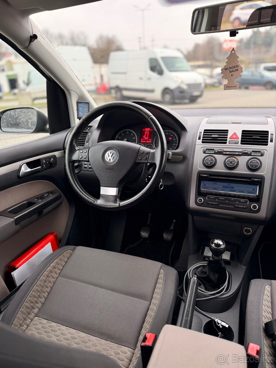 VW Touran Cross 1,4i / R.v.2009 / 103kw - 10