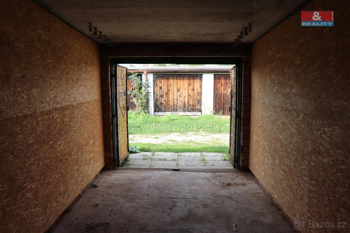 Prodej garáže, 18 m², Praha, ul. Novobohdalecká - 10