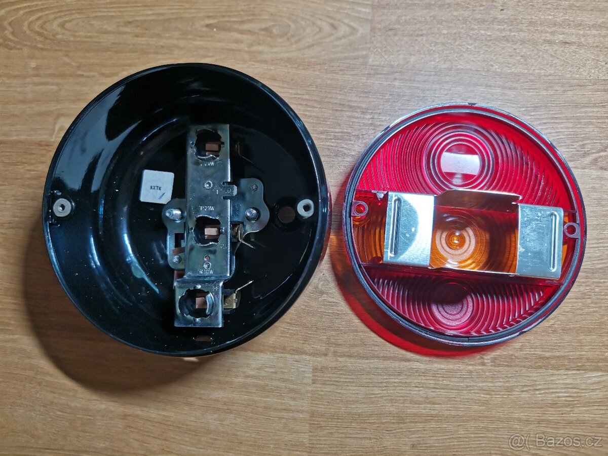 B16 Zetor Avia Liaz Tatra vlek zadní světlo PAL - 10