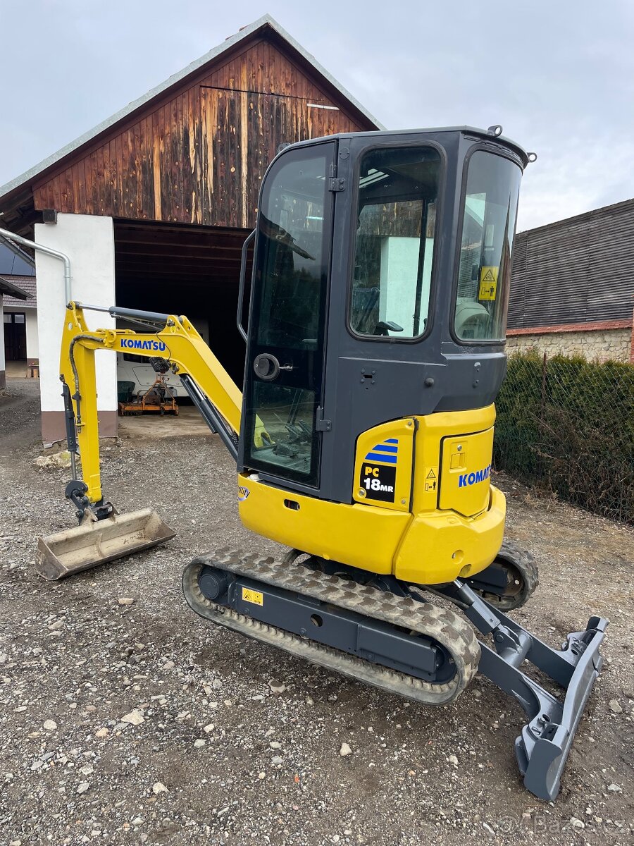 Komatsu PC 18MR-3 - 10