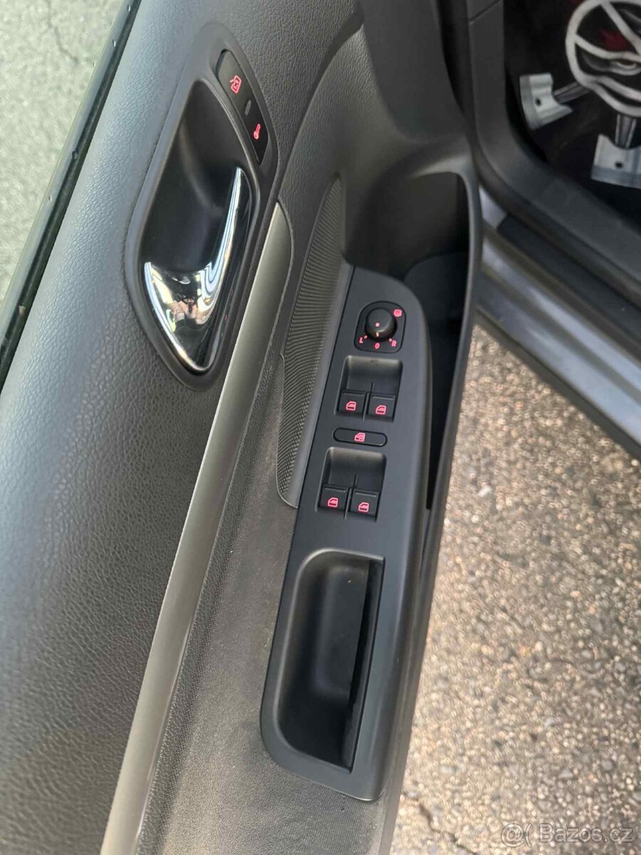 Volkswagen Golf 5 • 1.6 FSI • Automat • 85 kW - 10