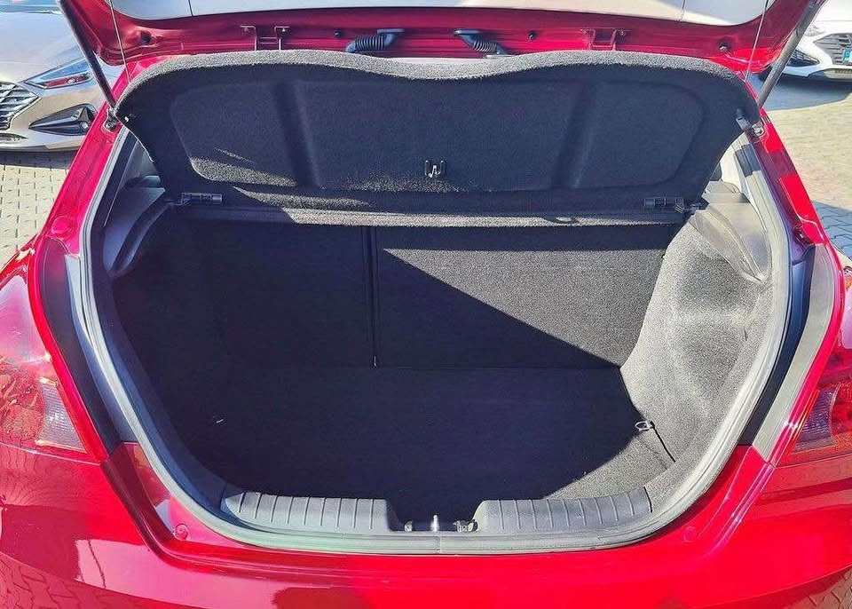 Kia ProCeed 2008, 2.0 CRDI / 104 kW (141 koní) – Hatchback - 10