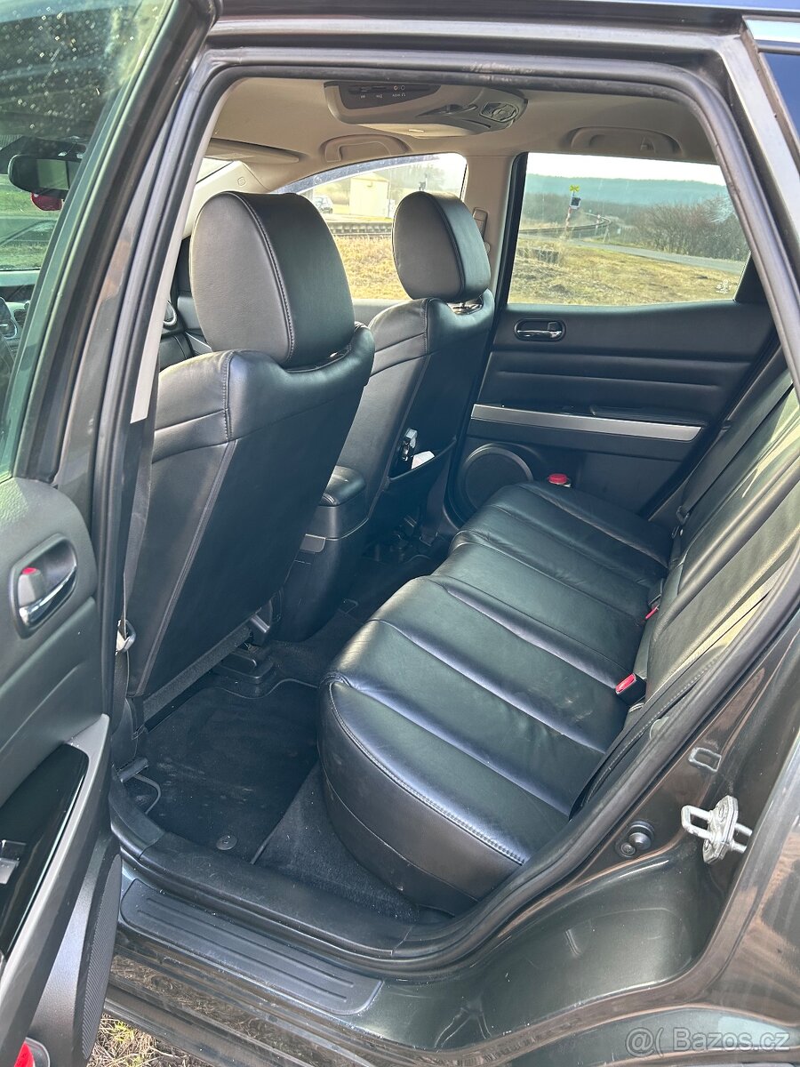 Mazda CX-7 - 10
