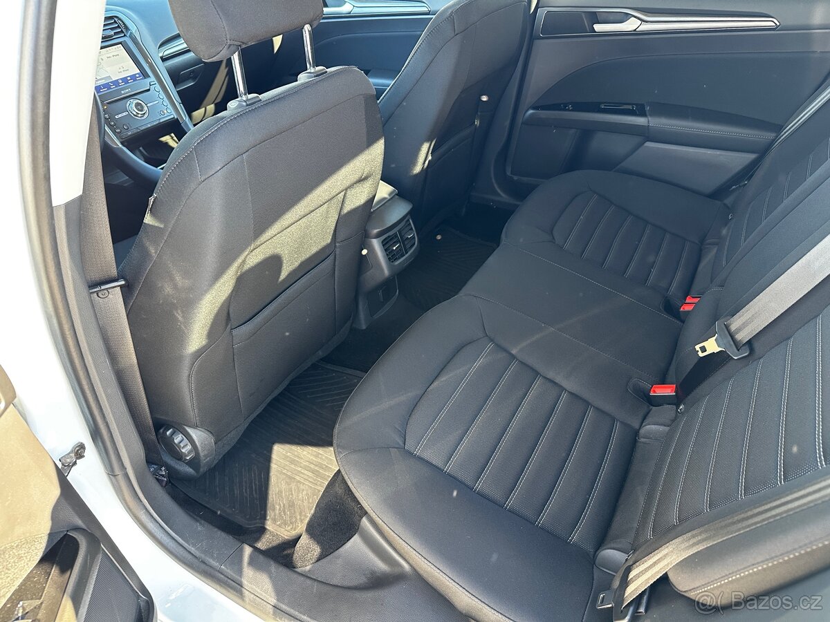 Ford Mondeo mk5 Titanium - 10