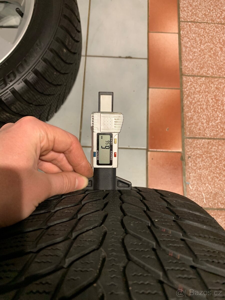 Alu kola Škoda R17 5X112 ZIMNÍ PNEU 225/50 R17 8mm POLAR - 10