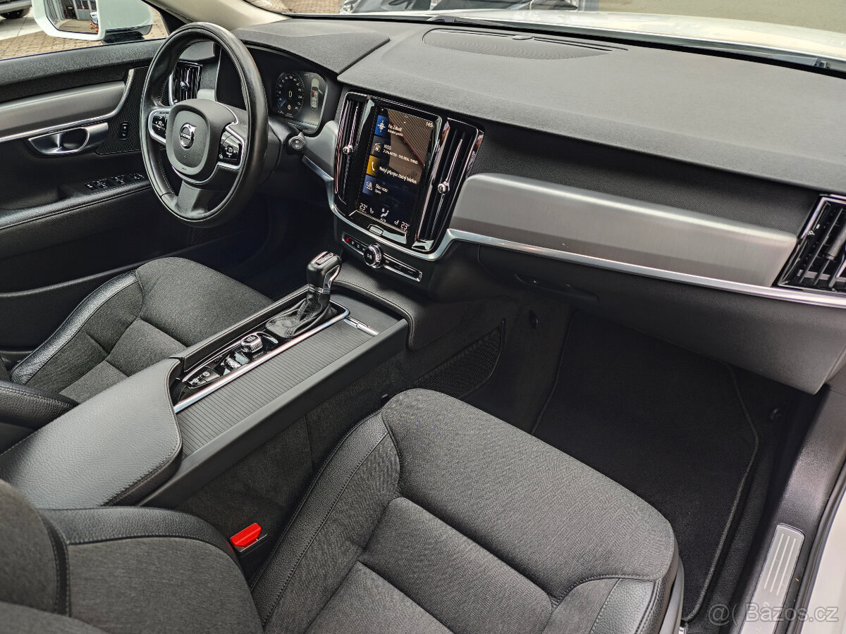 Volvo V90 2.0 D4 FWD Momentum 140kW 8AT - 10