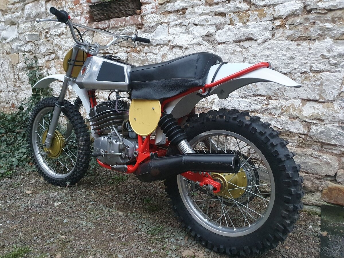 Čz motokros 380/981 - 10