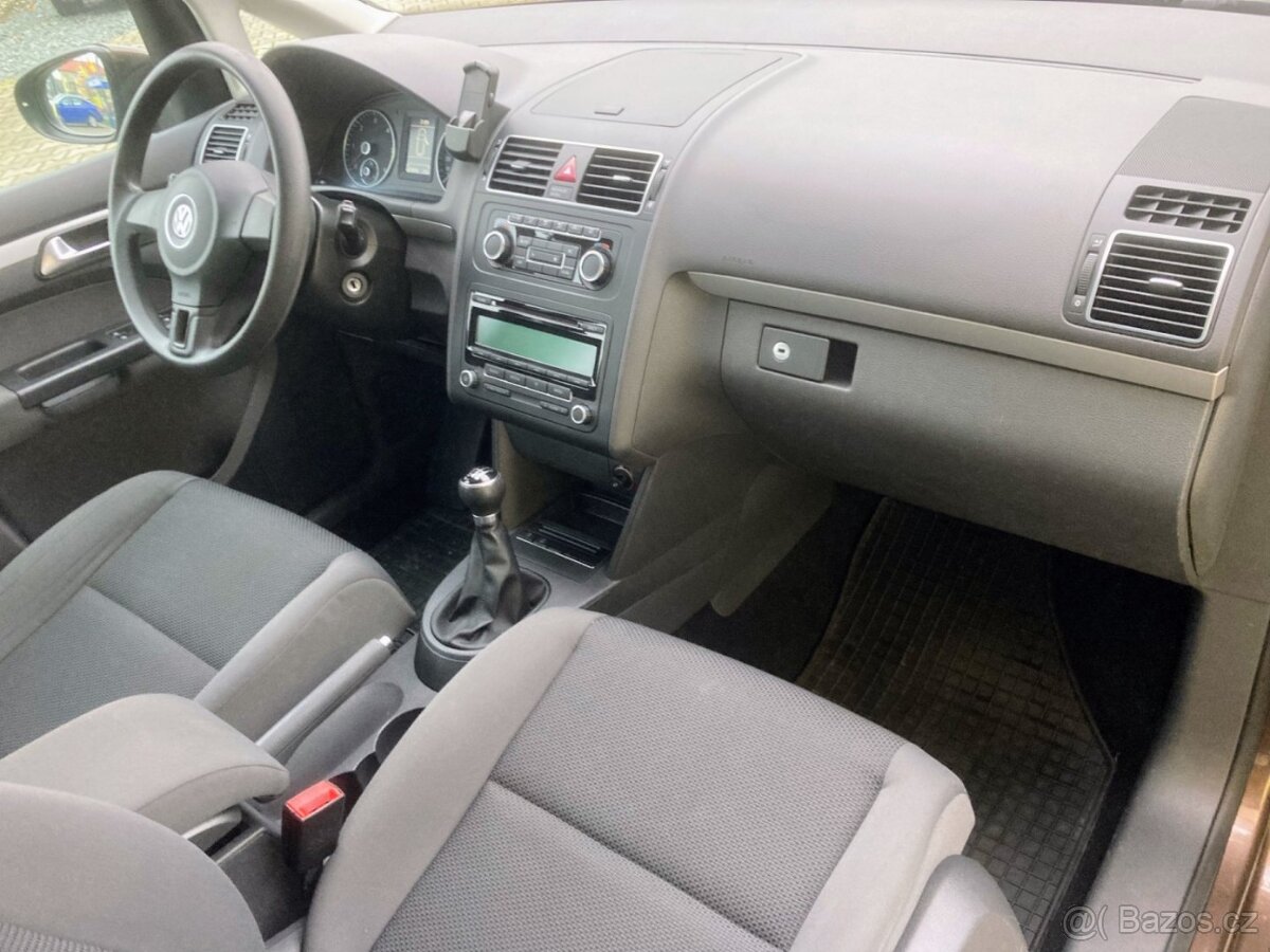 Volkswagen Touran 1.6 TDi (77 kW) - 10