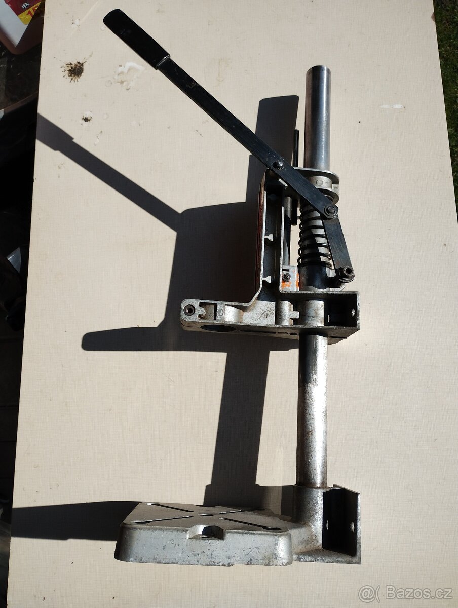 Stojan na vrtačku SU43 - 10