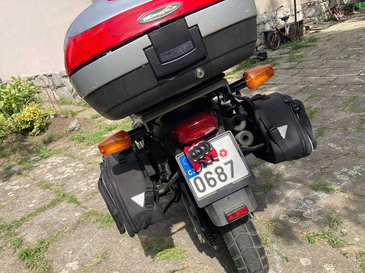 Honda XLV 650 Transalp, nízký nájezd s řadou příslušenství - 10