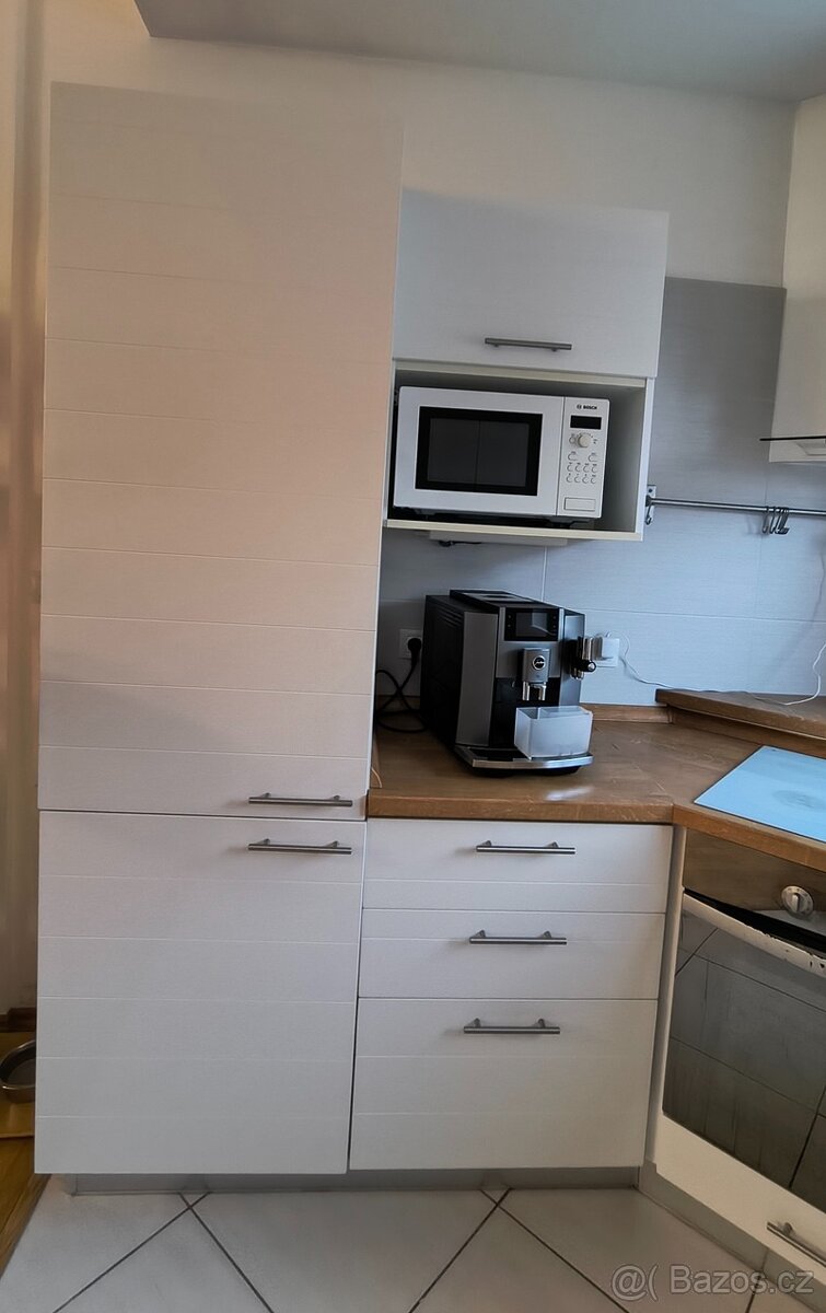 Použ. kuchyň. linka NADOP, tvar U 225x166 cm, bílá fólie/dub - 10