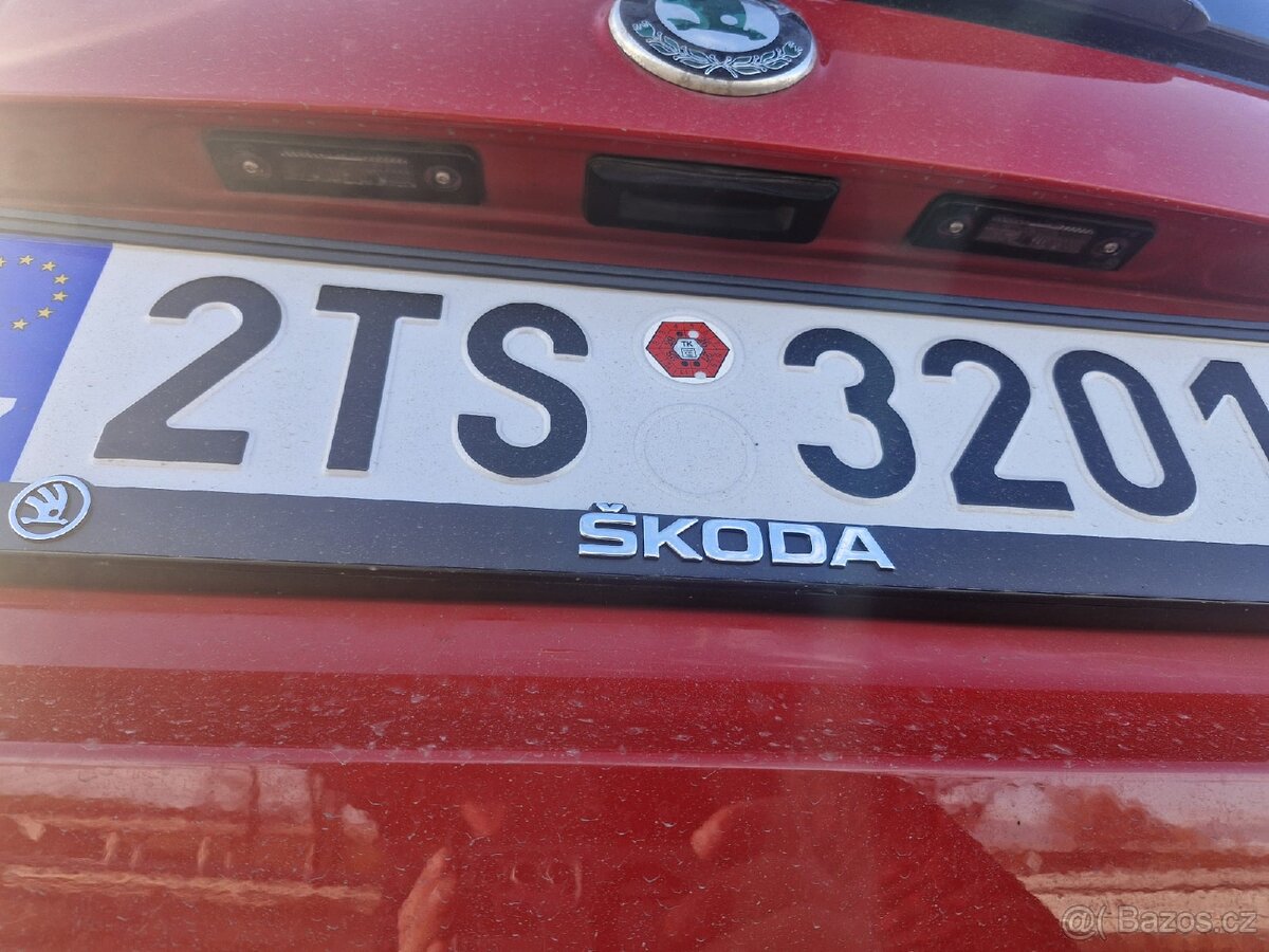 Škoda Roomster 1.2 TSI 63KW 68... Najeto - 10