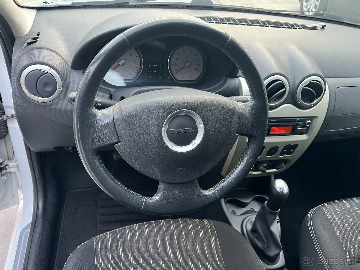 DACIA LOGAN MCV 1,6i 16V 77KW KLIMA 1.MAJ.TAŽNÉ,10/2012 - 10