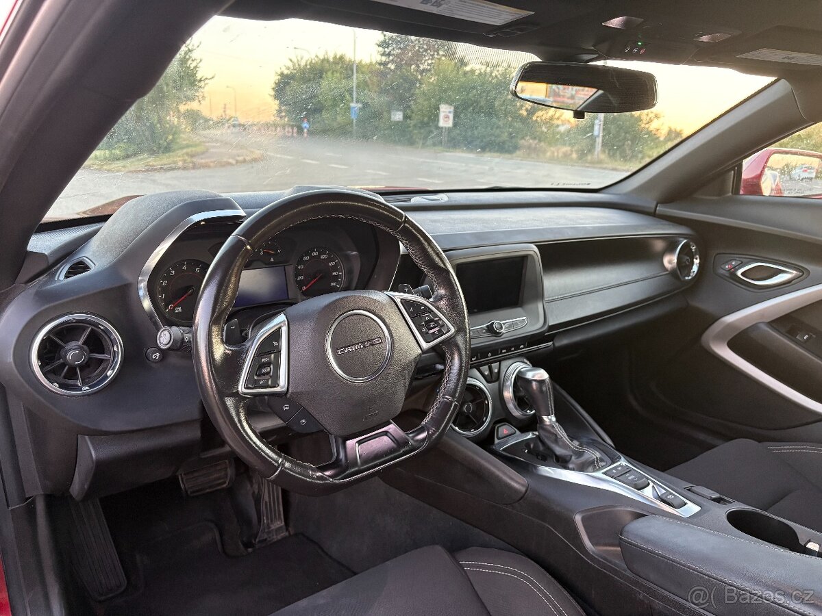 Chevrolet Camaro RS 2021 - 10