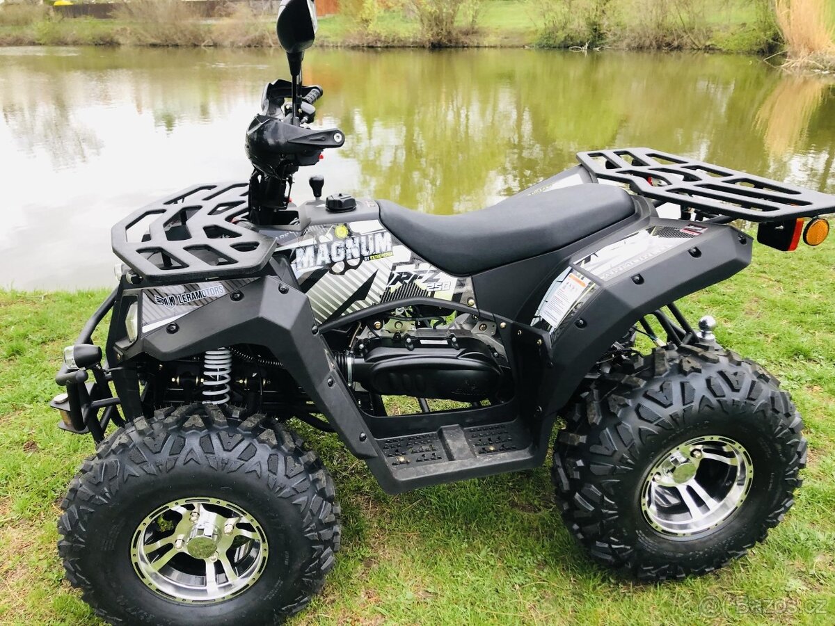 Pracovní čtyřkolka RFZ 250, homologace T3B, 3 barvy - 10