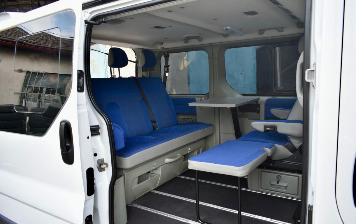 HEZKÝ OPEL VIVARO 2.5 CDTI -- WESTFALIA -- WEBASTO -- SPANÍ - 10