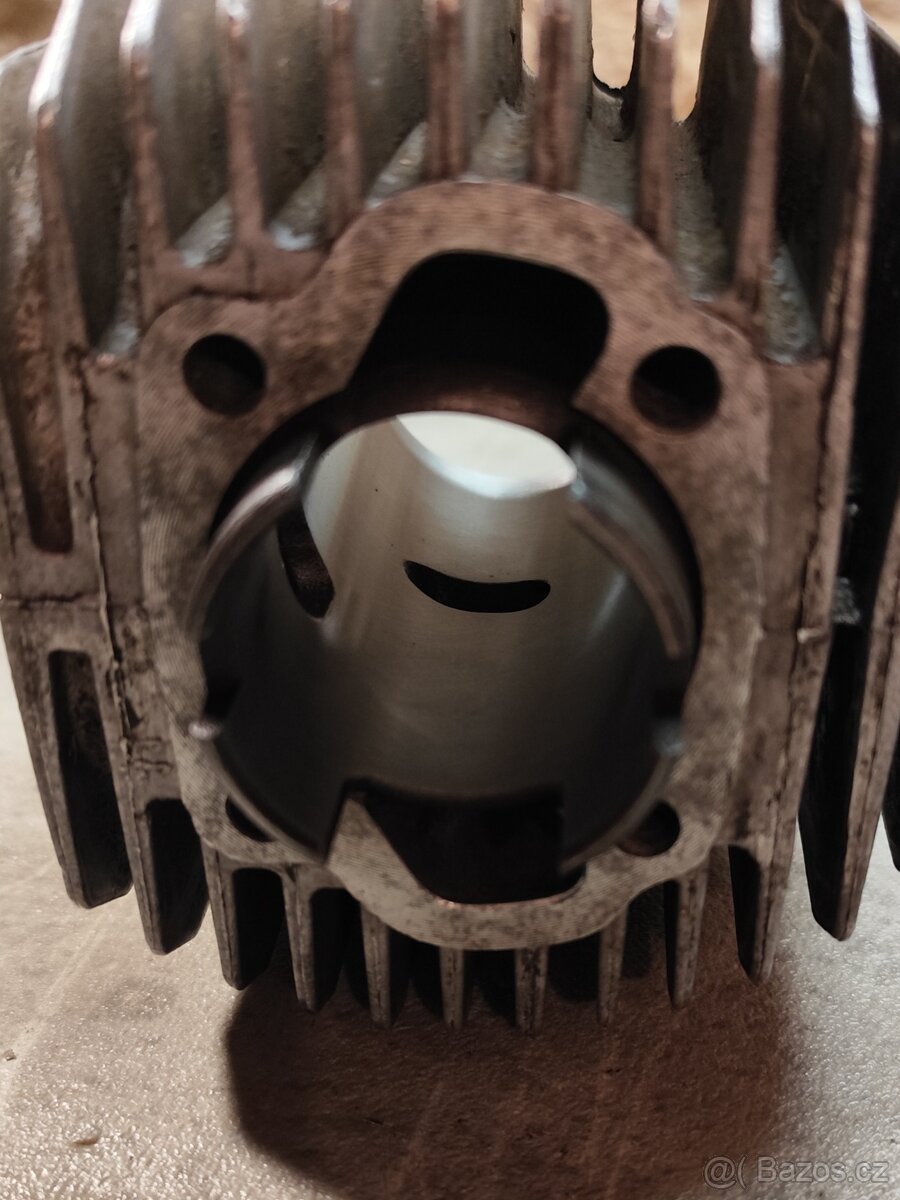 Válec pionýr - výbrus - 10