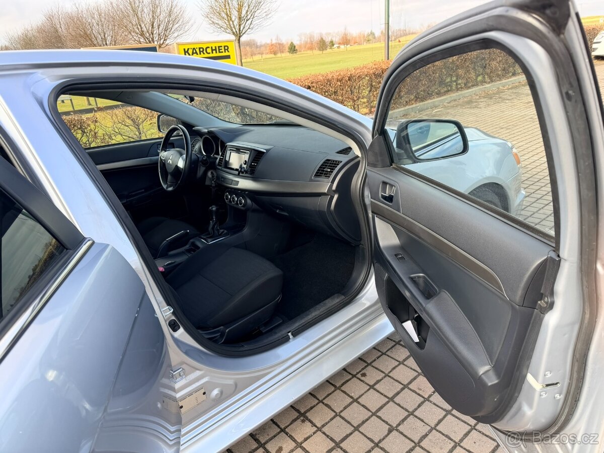 Mitsubishi Lancer 2013 - 10