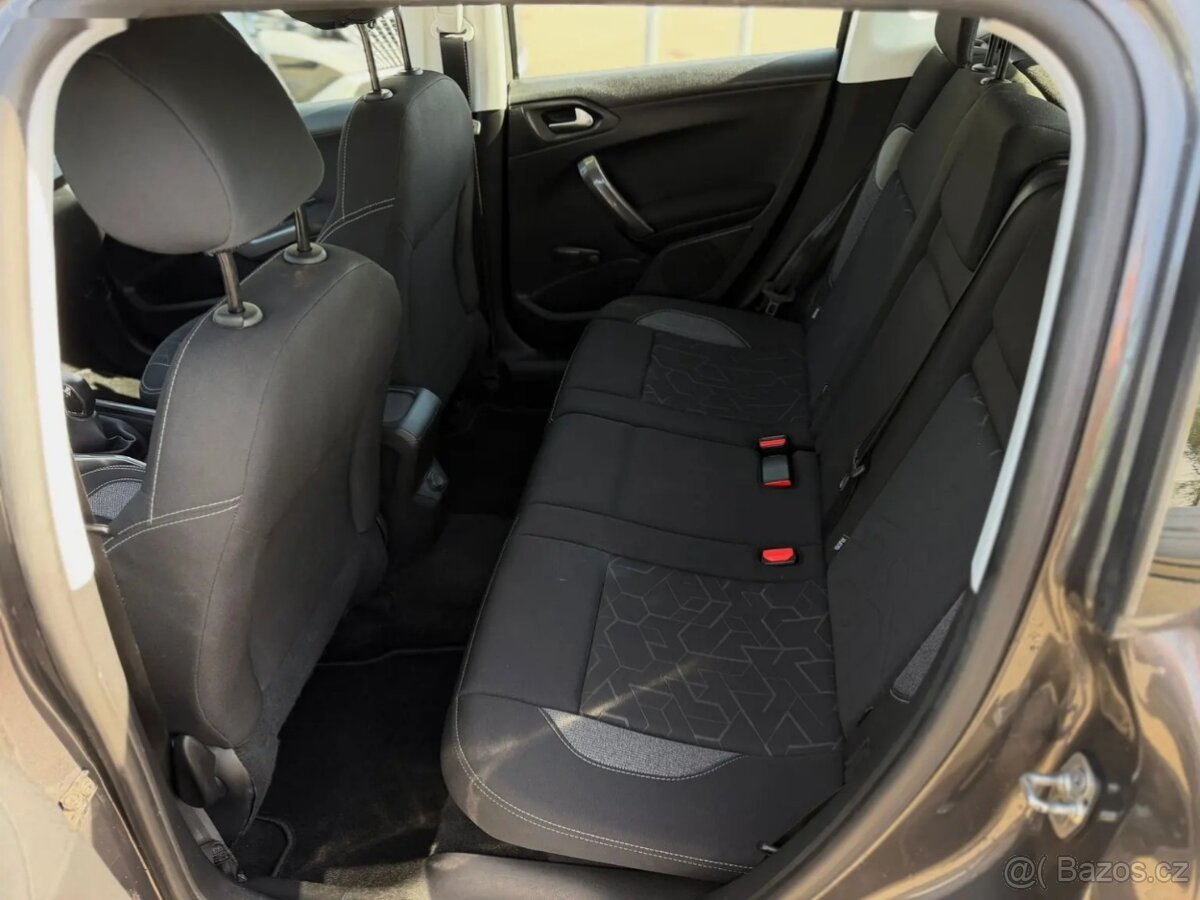 Peugeot 2008, ACTIVE 1.2PT 82 - 10