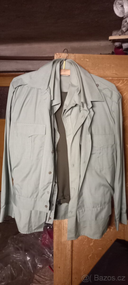 Vojenské uniformy - 10