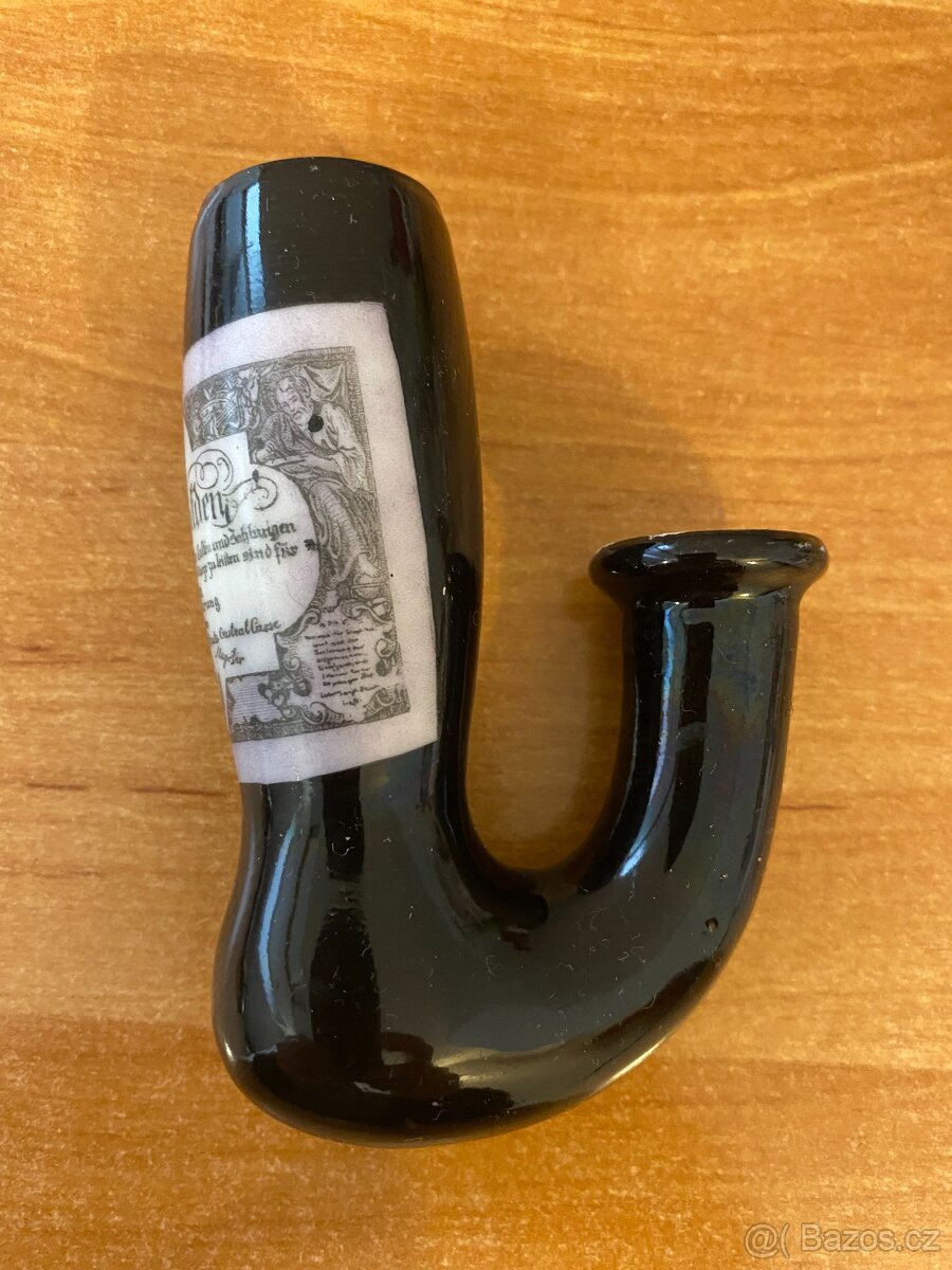 Sběratel nabízí staré porcelánové fajfky, kolínka a troubele - 10