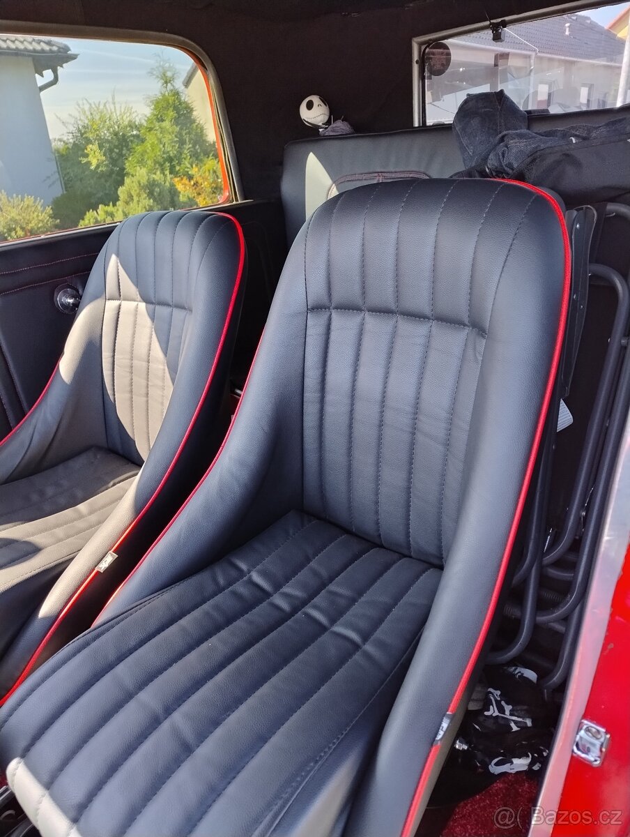 Ford Model A tudor & Panzer - 10