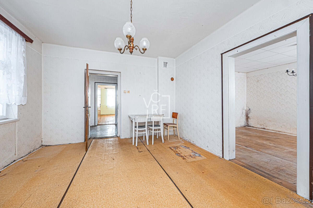 Prodej rodinného domu v obci Osice - Polizy - 10