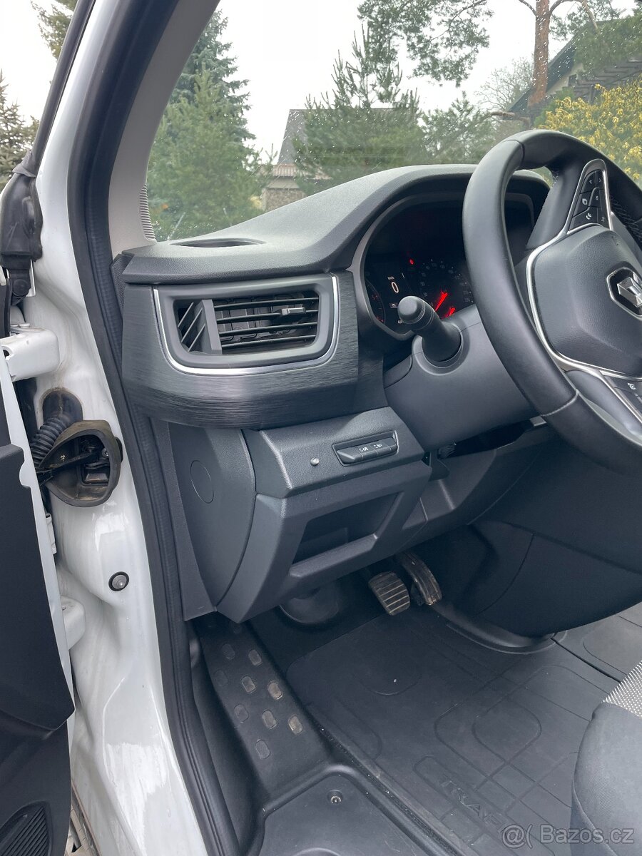 Renault Trafic 2.0 Blue dCi 170K - 10