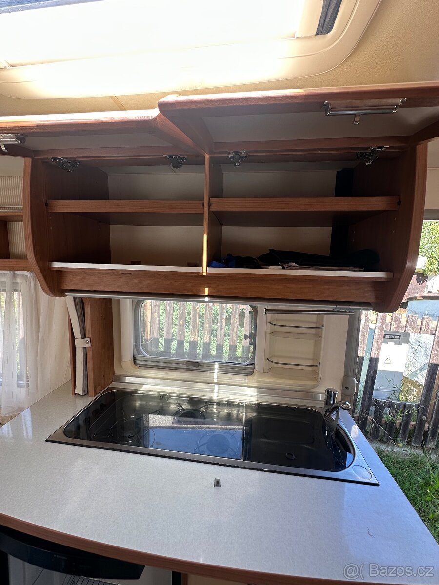 Karavan Bürstner Belcanto 2013 – výbava-klima-mover - 10