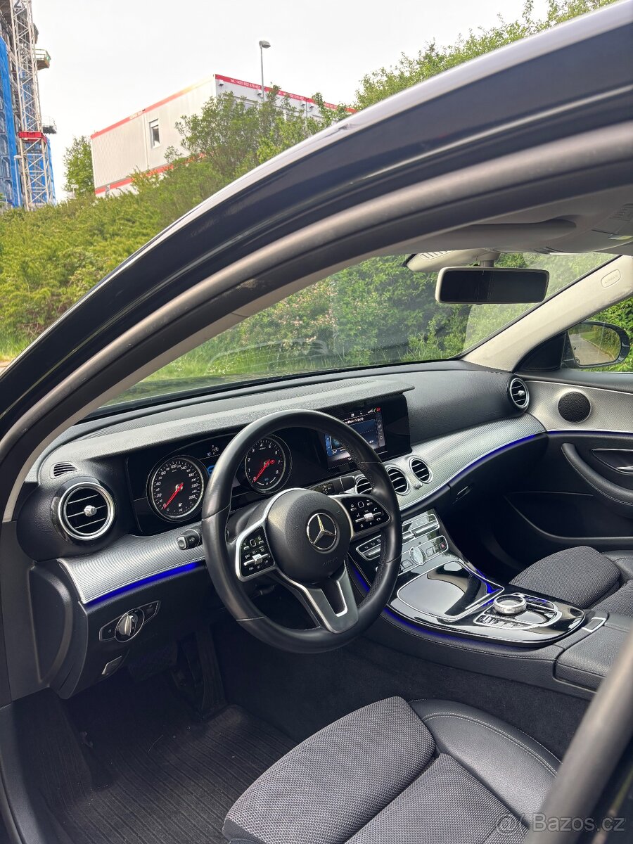 Mercedes-Benz E300e - 10