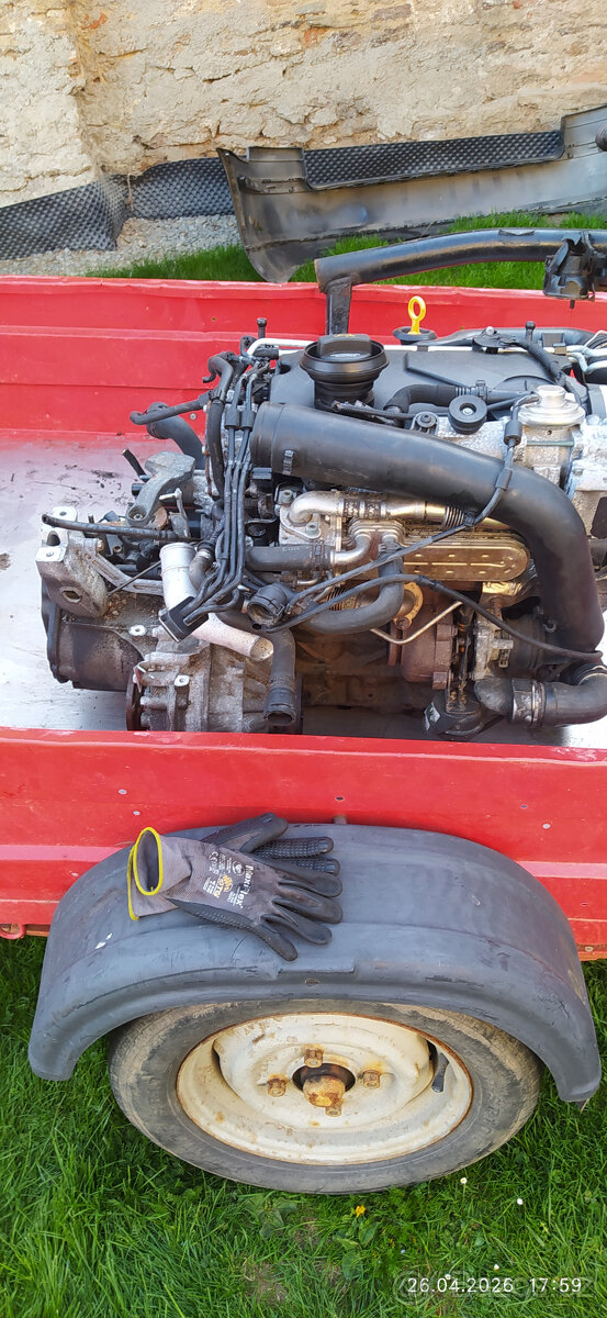 MOTOR OCTÁVIA 2 - 10