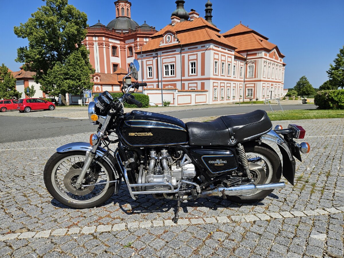 HONDA GL1000 GOLDWING - 10