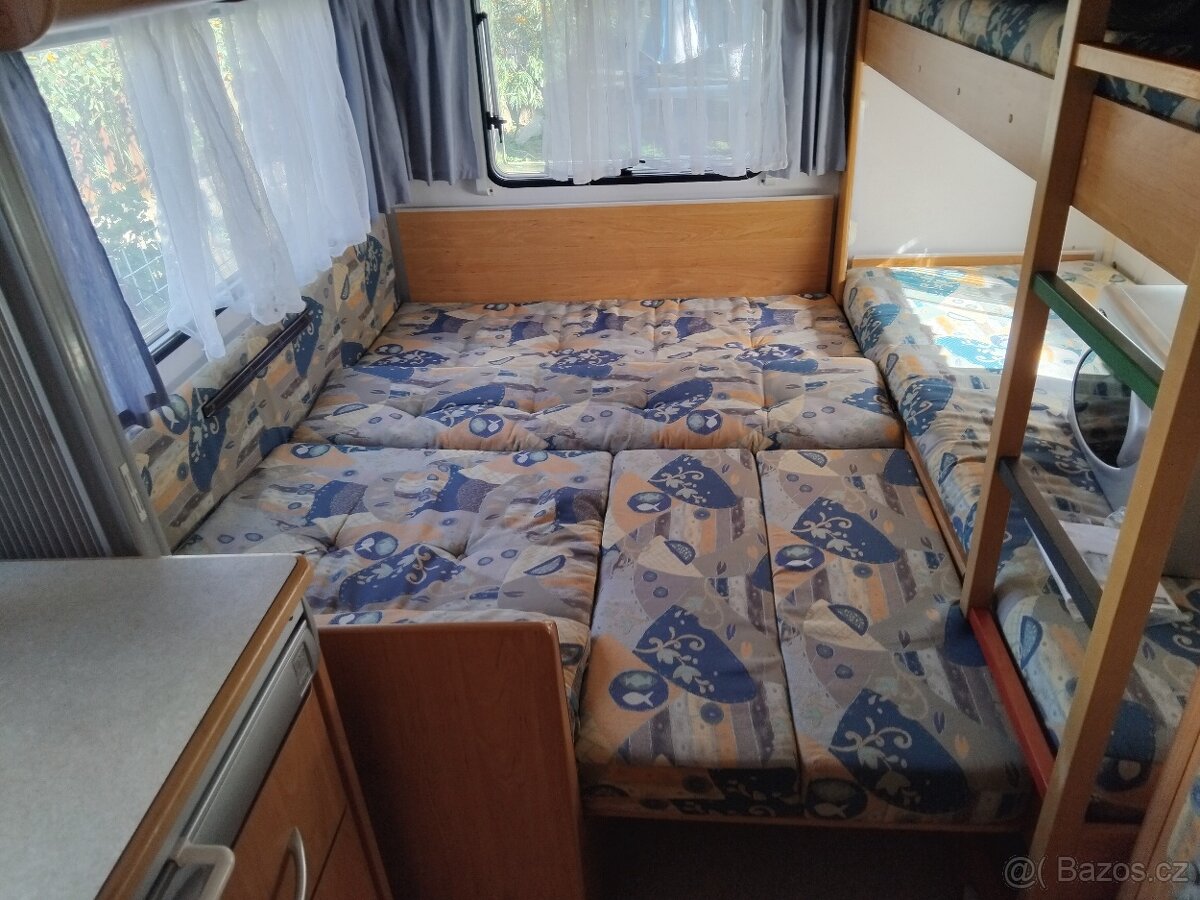 Obytny prives karavan knaus s palandama - 10