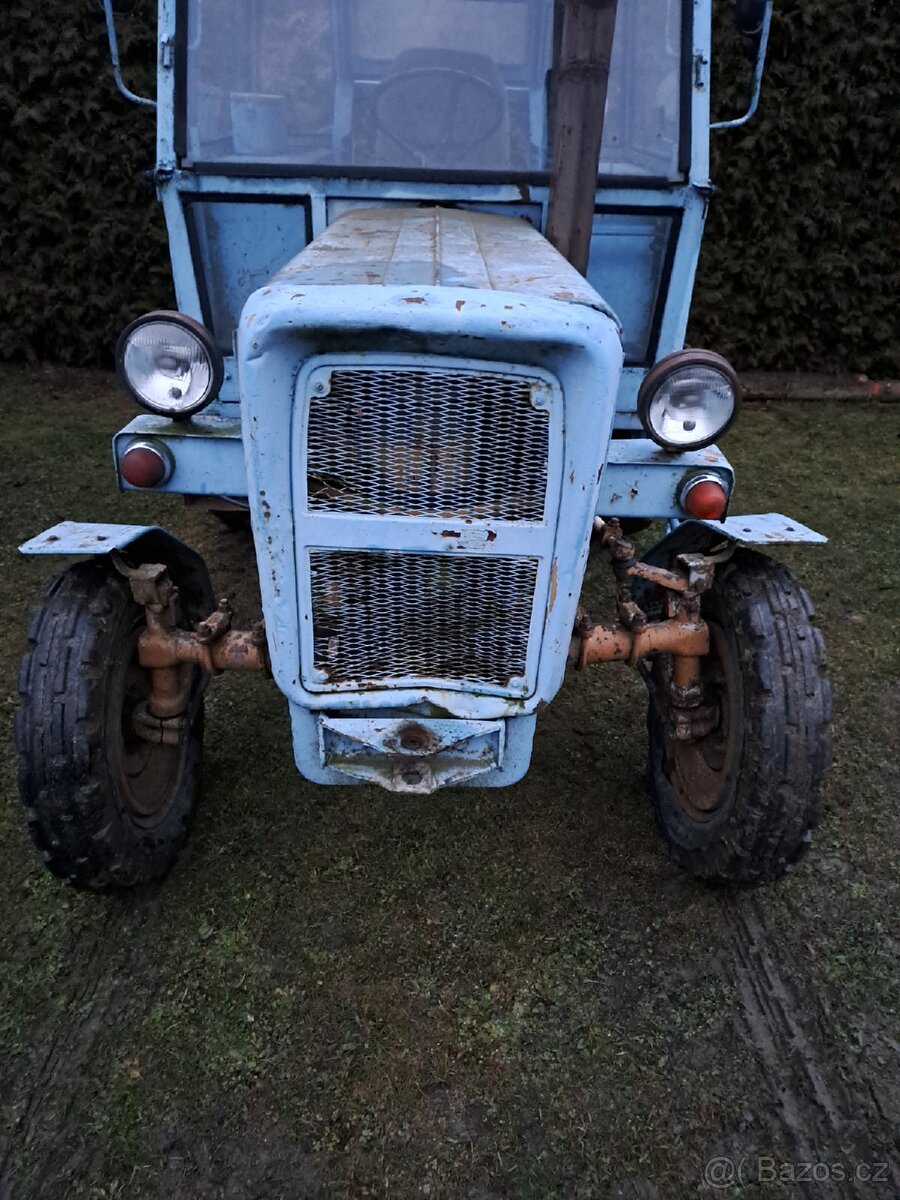 Zetor 4011s velkou kabinou bez TP - 10