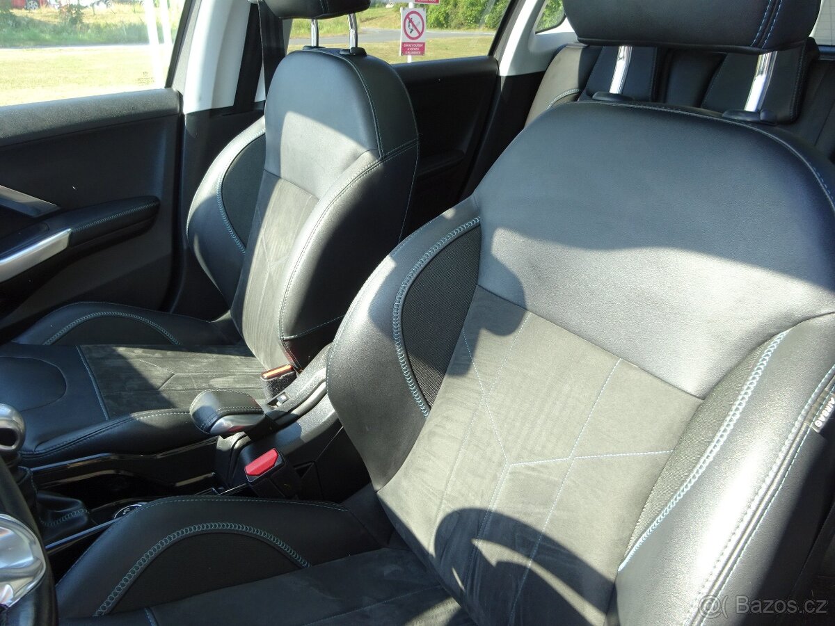 Peugeot 2008 1,2 PT,CROSSWAY,garance km,96kW - 10