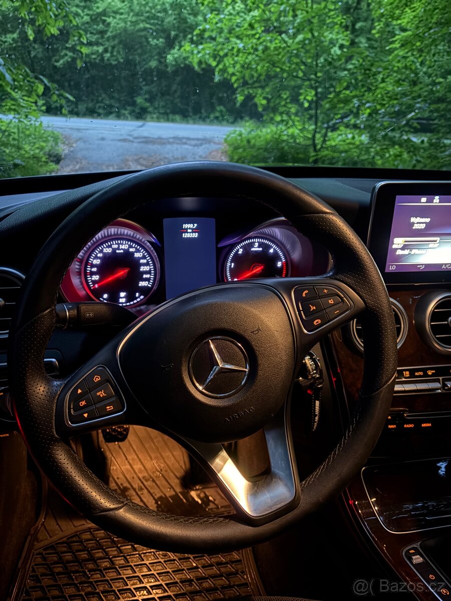 Mercedes-Benz C220 CDI (W205) - 10