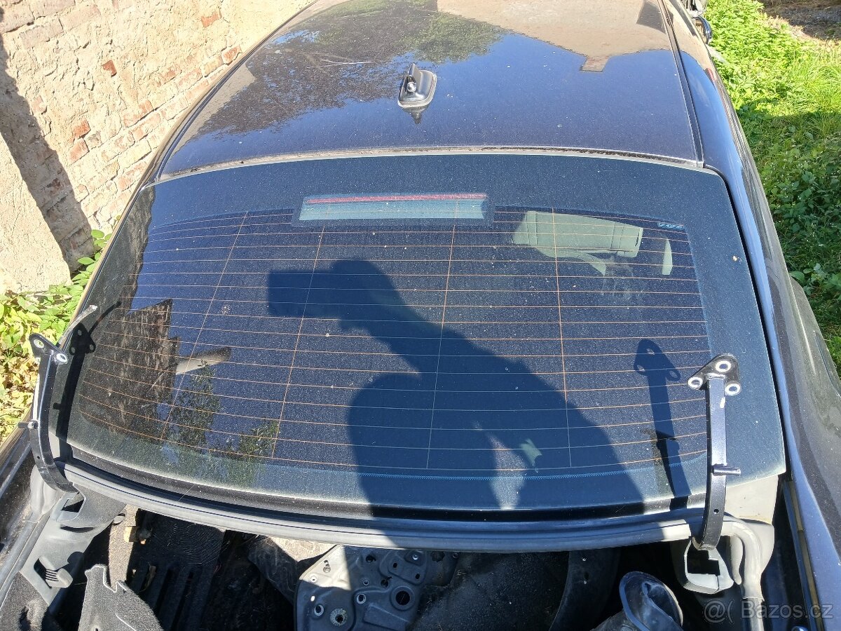 Škoda Superb 2 prodám dily - 10