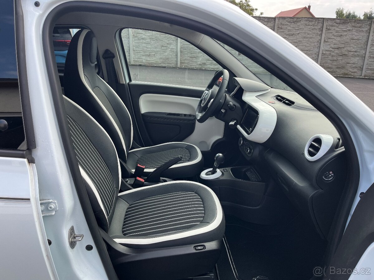 RENAULT TWINGO TECHNO NAVI Electric rv.2023 - 10