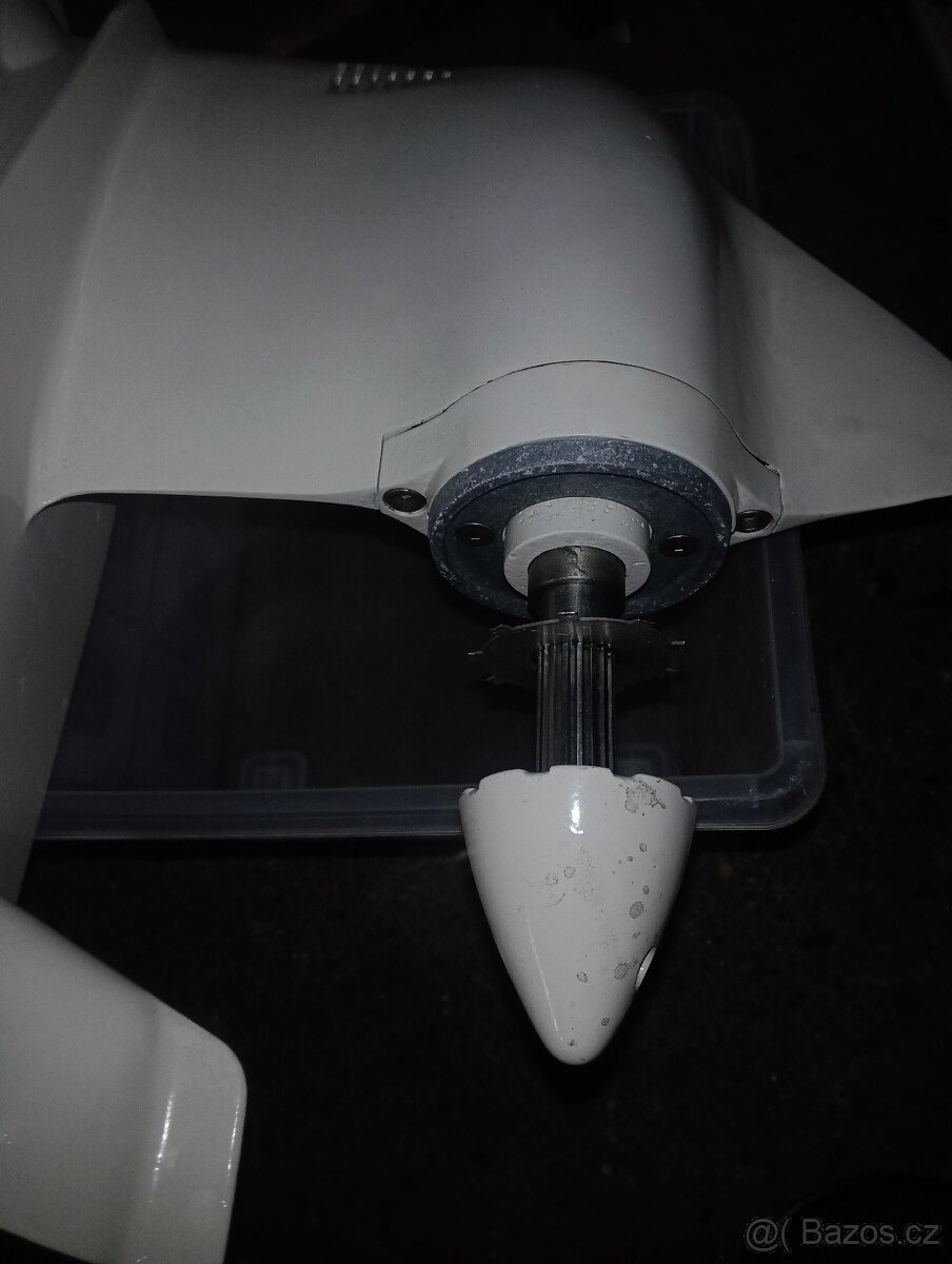 Z-nahon Volvo penta AQ250 - 10