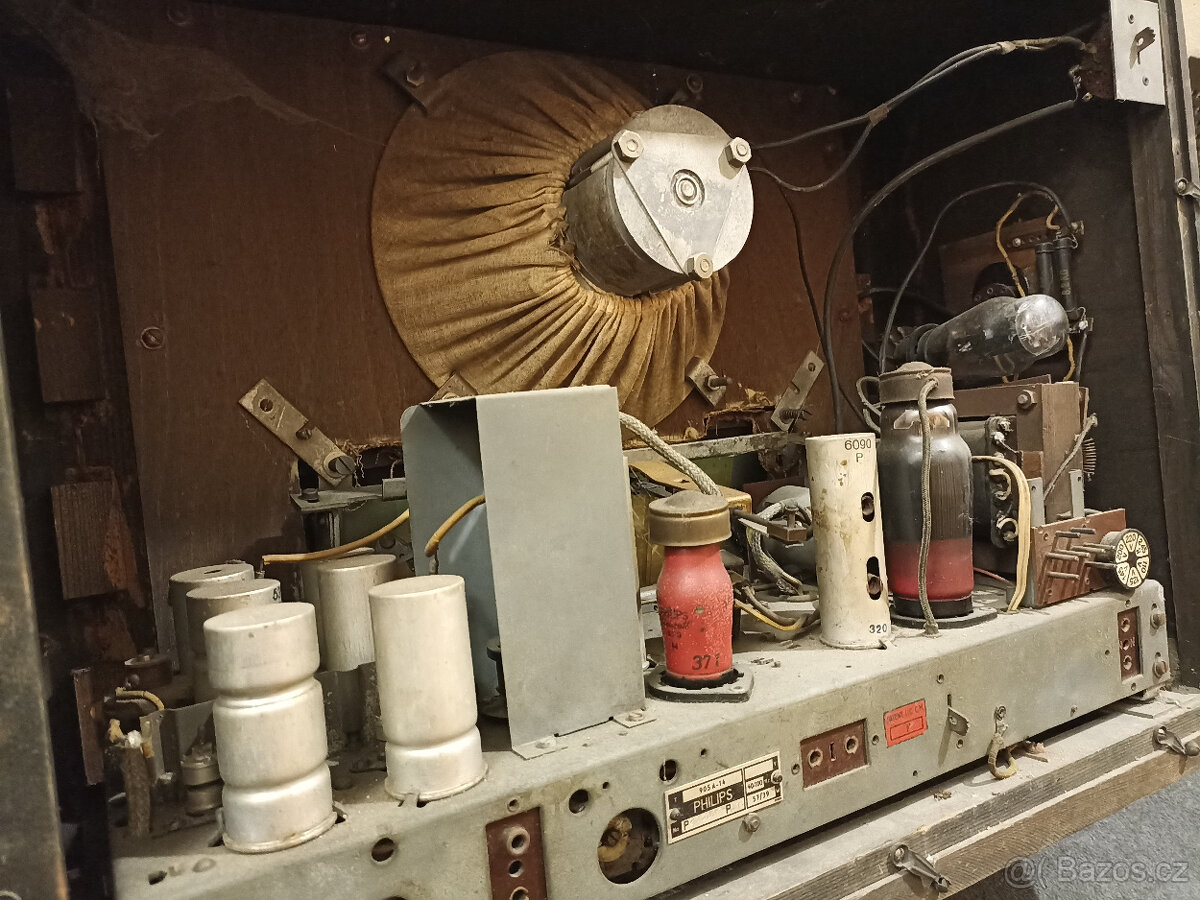 Staré rádio Philips 905A-14 - 10
