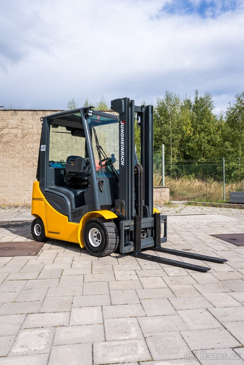 Vysokozdvižný vozík Jungheinrich TFG 320s (VV0027) - 10