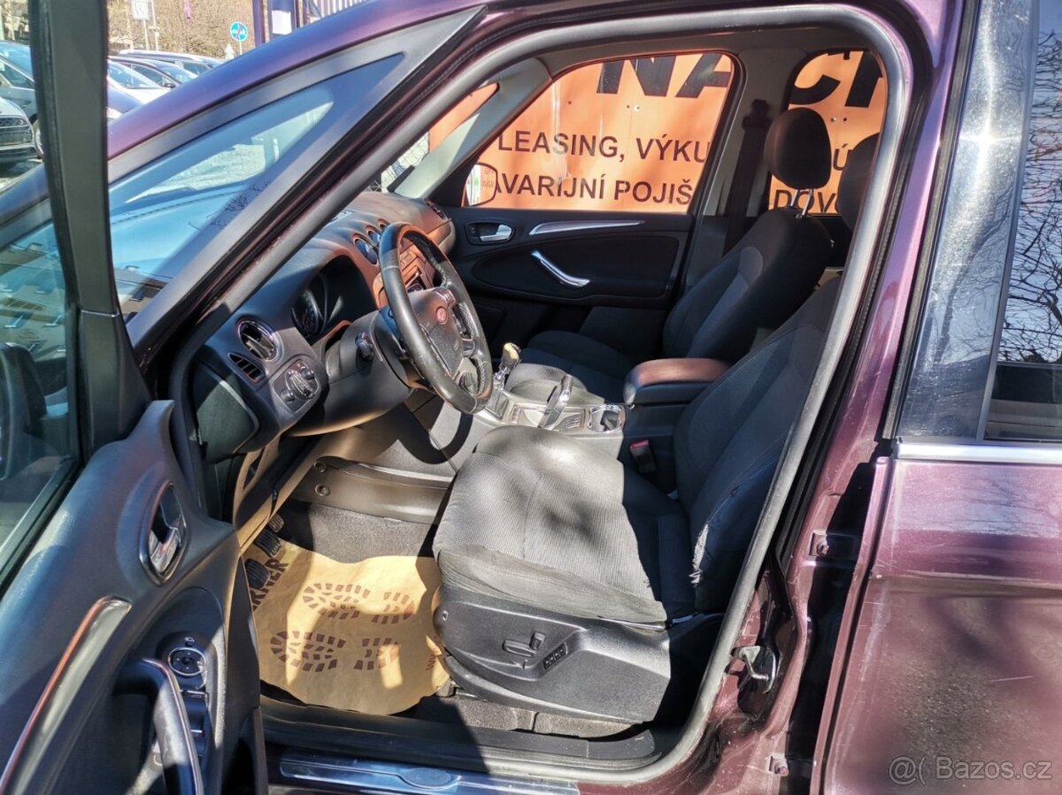 Ford Galaxy 2.2TDCi 129kw Ghia 7míst TZ - 10