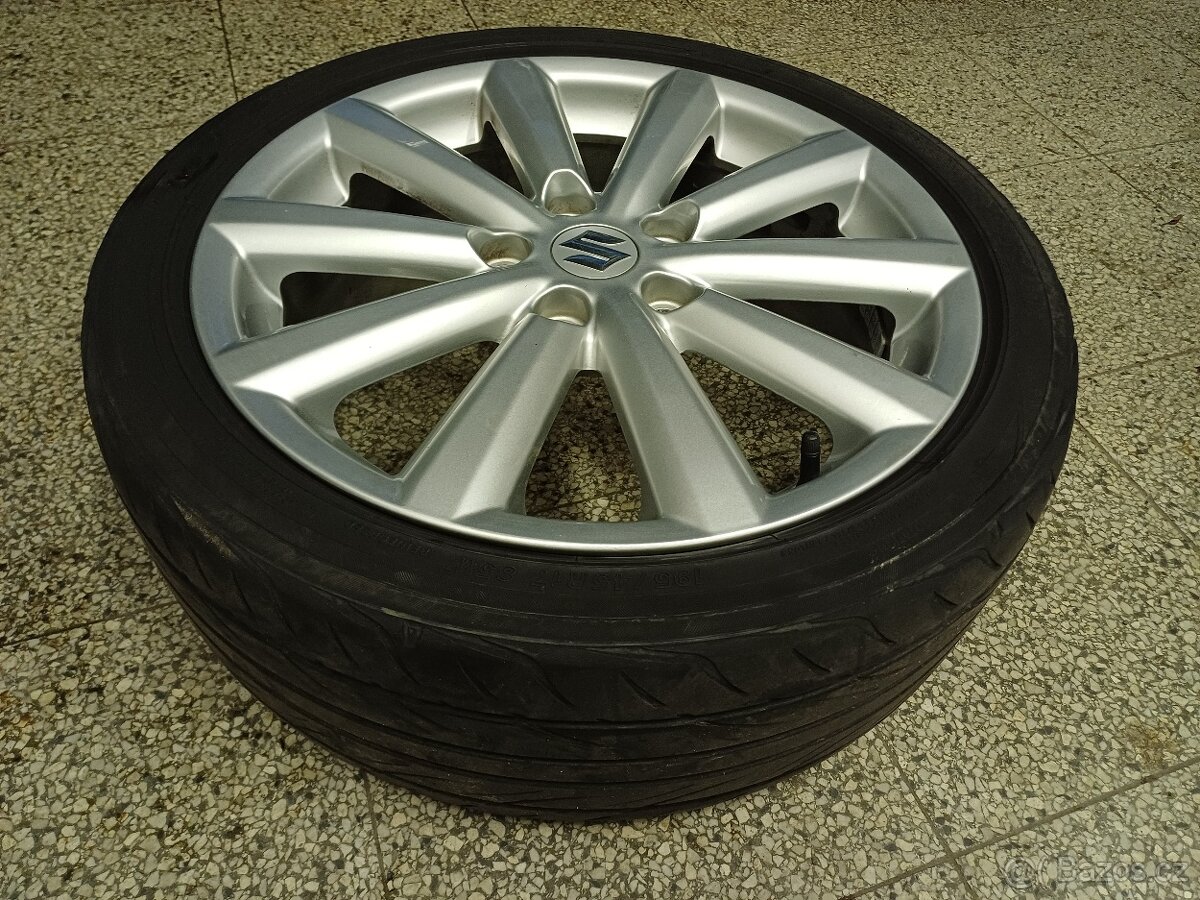 Suzuki Swift Sport - 10