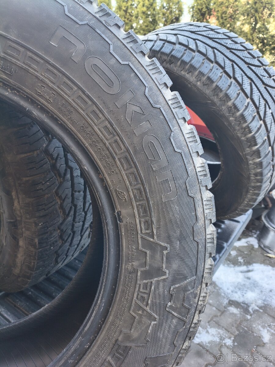 Pneu 265/65 R17 - 10
