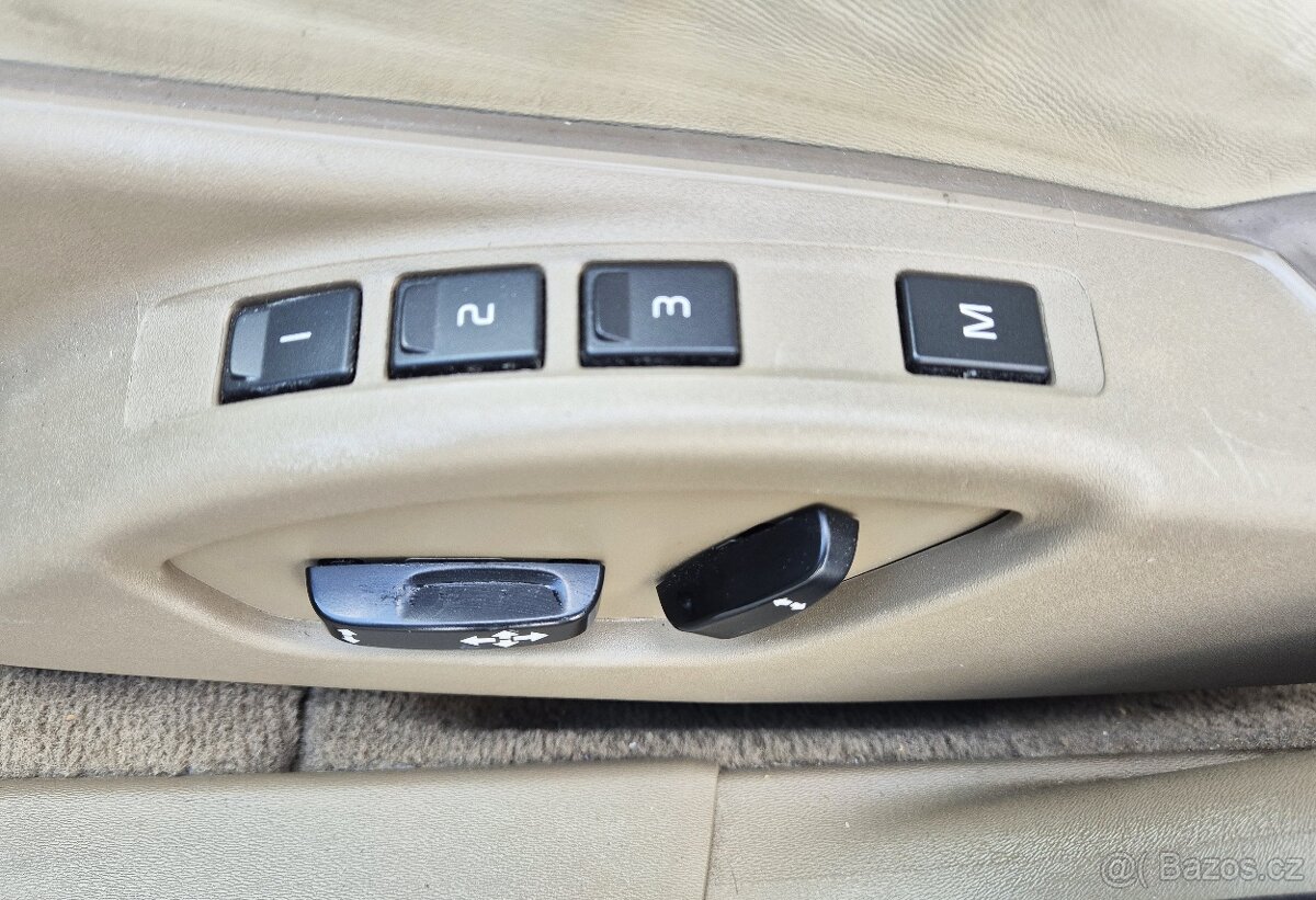 VOLVO S80 D4 120 KW 5-VÁLEC XENON NAVI MANUÁL 1MAJITEL - 10