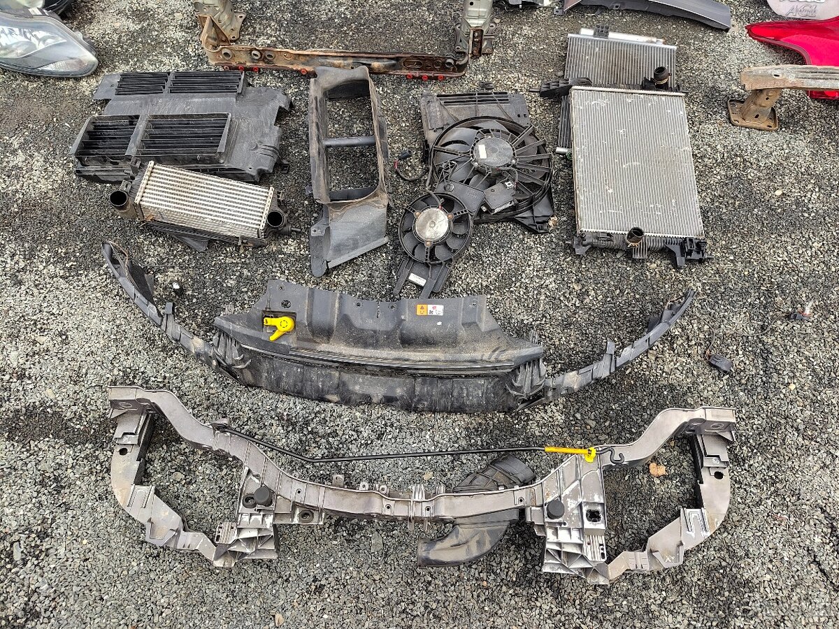 Karosářské díly Focus III HB - (11-14) - VB - 10