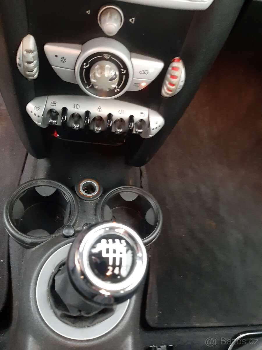 MINI ONE 1.4 benzin, 55 Kw - 10