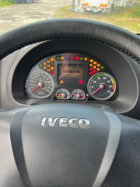 IVECO EuroCargo 120E28 - 10